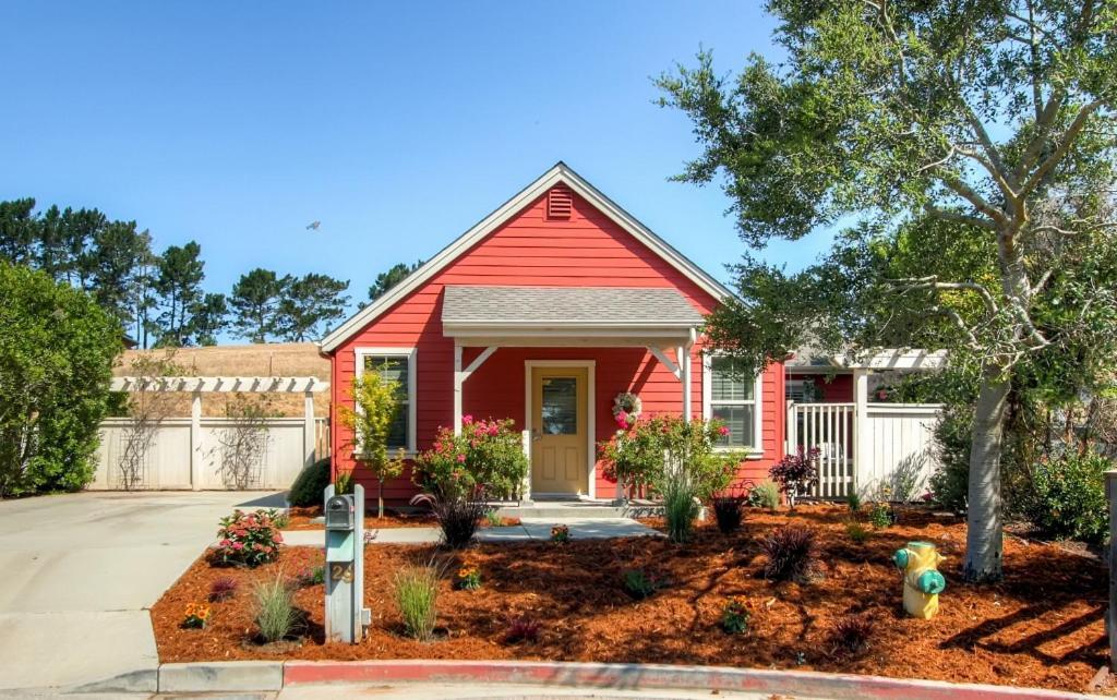 Serene Bungalow-Style Home In Point Reyes Station! Exterior photo